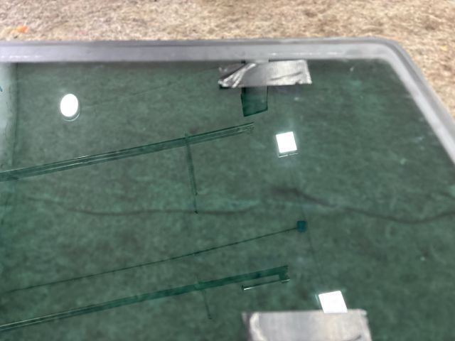 bontott VW MULTIVAN Jobb első Fixüveg (Ajtóban)