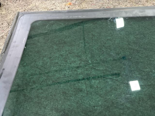 bontott VW MULTIVAN Jobb első Fixüveg (Ajtóban)