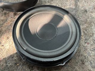 bontott VW MULTIVAN Jobb első Hangszóró