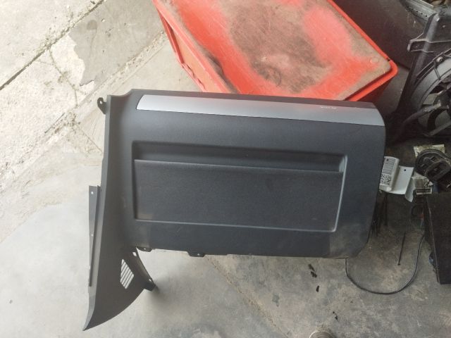 bontott VW MULTIVAN Jobb első Tároló Rekesz