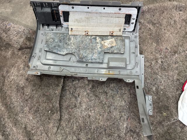 bontott VW MULTIVAN Jobb első Tároló Rekesz