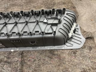 bontott VW MULTIVAN Jobb hátsó Belső Küszöb Burkolat