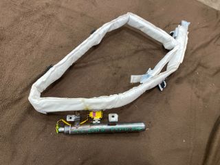 bontott VW MULTIVAN Jobb hátsó Függöny Légzsák