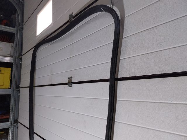 bontott VW MULTIVAN Jobb hátsó Gumikéder