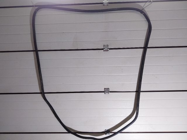 bontott VW MULTIVAN Jobb hátsó Gumikéder