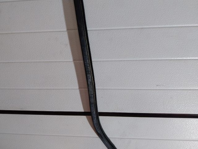 bontott VW MULTIVAN Jobb hátsó Gumikéder