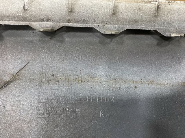 bontott VW MULTIVAN Jobb hátsó Lökhárító Sarok (Műanyag)