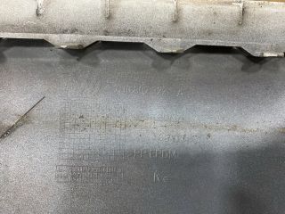 bontott VW MULTIVAN Jobb hátsó Lökhárító Sarok (Műanyag)