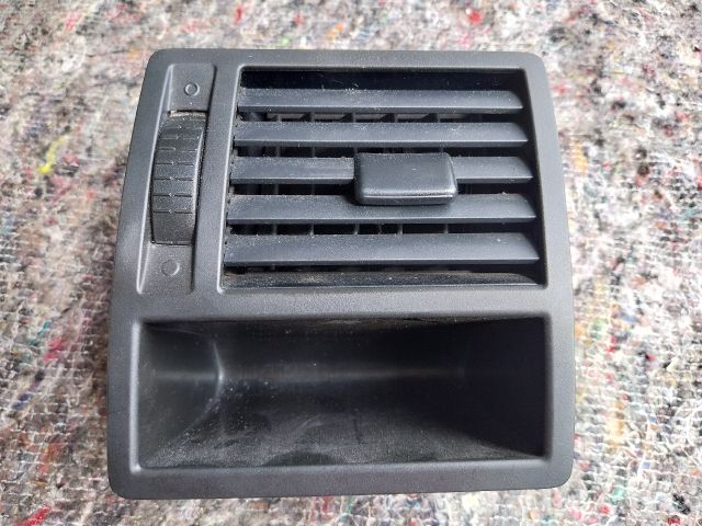 bontott VW MULTIVAN Jobb Szellőző