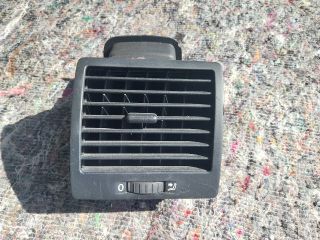 bontott VW MULTIVAN Jobb Szellőző