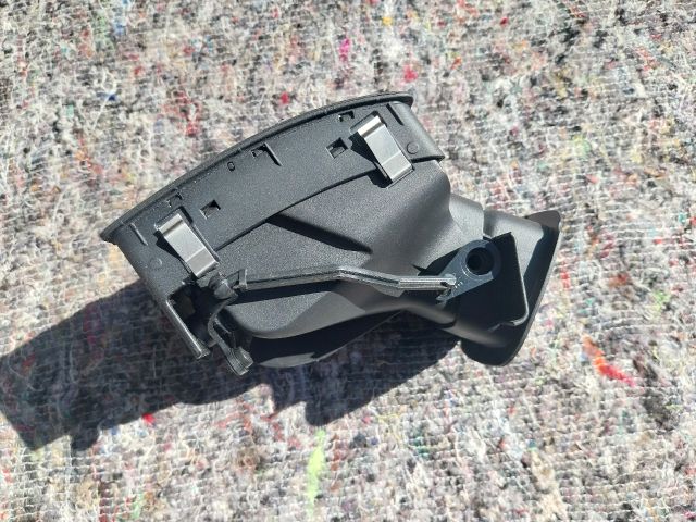 bontott VW MULTIVAN Jobb Szellőző