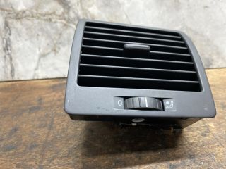 bontott VW MULTIVAN Jobb Szellőző