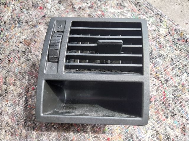 bontott VW MULTIVAN Jobb Szellőző