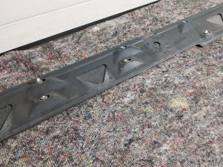 bontott VW MULTIVAN Jobb Tolóajtó Díszléc