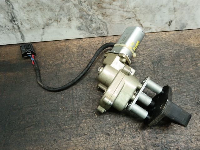 bontott VW MULTIVAN Jobb Tolóajtó Zárszerkezet