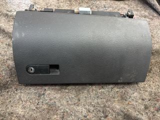 bontott VW MULTIVAN Kesztyűtartó