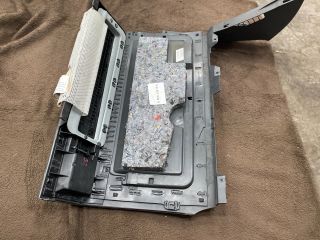 bontott VW MULTIVAN Kesztyűtartó