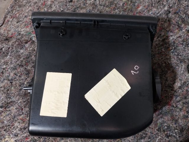 bontott VW MULTIVAN Kesztyűtartó