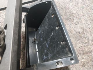 bontott VW MULTIVAN Kesztyűtartó