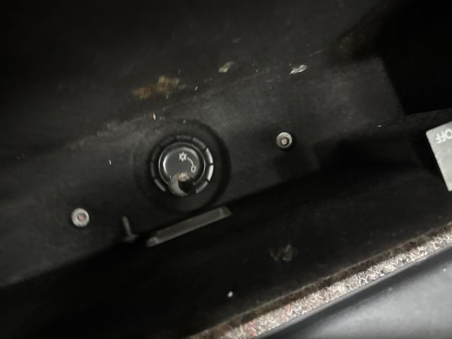 bontott VW MULTIVAN Kesztyűtartó