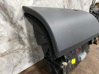 bontott VW MULTIVAN Kesztyűtartó