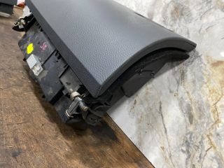 bontott VW MULTIVAN Kesztyűtartó