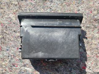 bontott VW MULTIVAN Kesztyűtartó