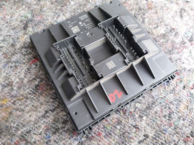 bontott VW MULTIVAN Komfort Elektronika