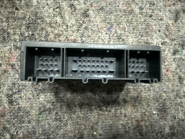 bontott VW MULTIVAN Komfort Elektronika