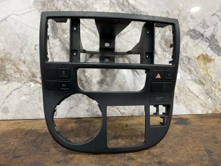 bontott VW MULTIVAN Középkonzol Keret