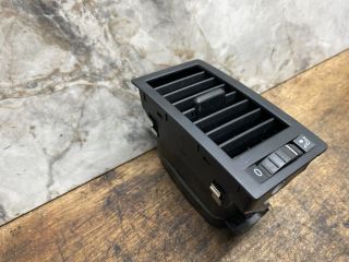 bontott VW MULTIVAN Középső Jobb Szellőző