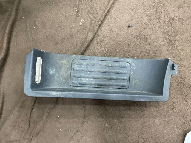 bontott VW MULTIVAN Küszöb Burkolat