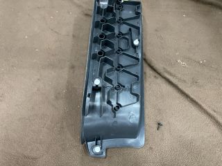 bontott VW MULTIVAN Küszöb Burkolat