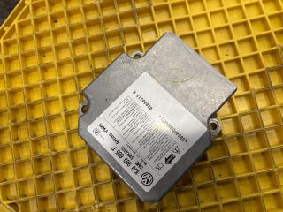 bontott VW MULTIVAN Légzsák Elektronika