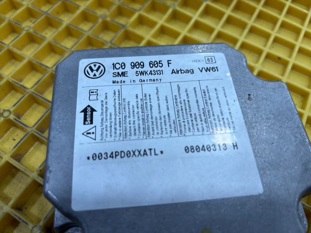 bontott VW MULTIVAN Légzsák Elektronika