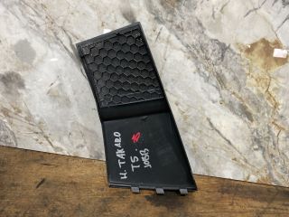 bontott VW MULTIVAN Műszerfal Jobb Hangszóró Burkolat