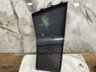 bontott VW MULTIVAN Műszerfal Jobb Hangszóró Burkolat