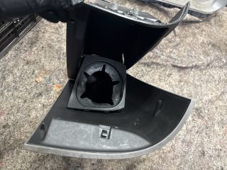 bontott VW MULTIVAN Pohártartó