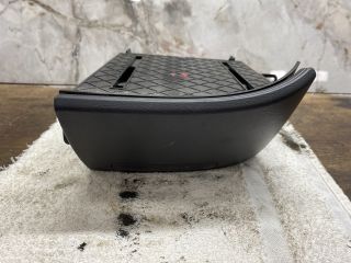 bontott VW MULTIVAN Pohártartó