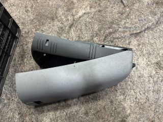 bontott VW MULTIVAN Pohártartó