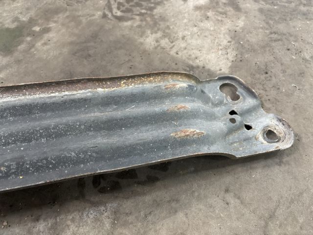 bontott VW MULTIVAN Pótkerék Tartó