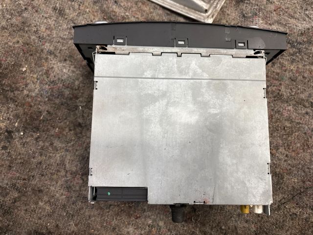 bontott VW MULTIVAN Rádió / CD