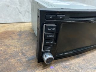 bontott VW MULTIVAN Rádió / CD