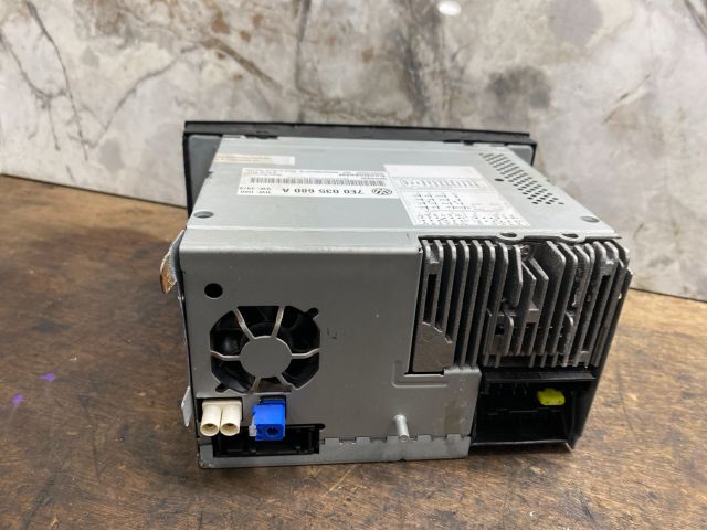 bontott VW MULTIVAN Rádió / CD