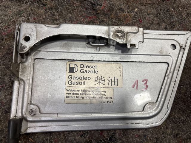 bontott VW MULTIVAN Tankajtó