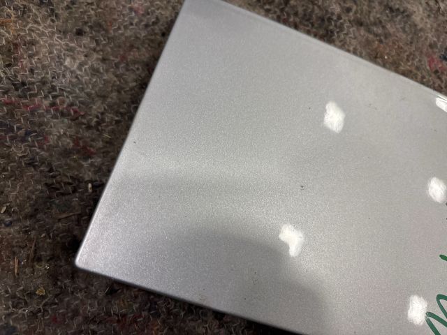 bontott VW MULTIVAN Tankajtó