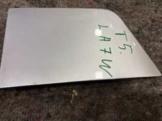 bontott VW MULTIVAN Tankajtó