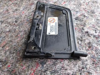 bontott VW MULTIVAN Tankajtó