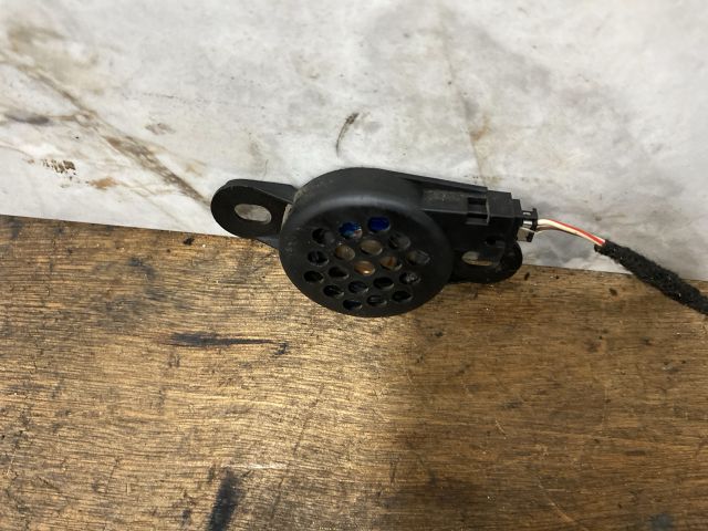 bontott VW MULTIVAN Tolatóradar Hangszóró