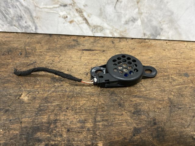 bontott VW MULTIVAN Tolatóradar Hangszóró